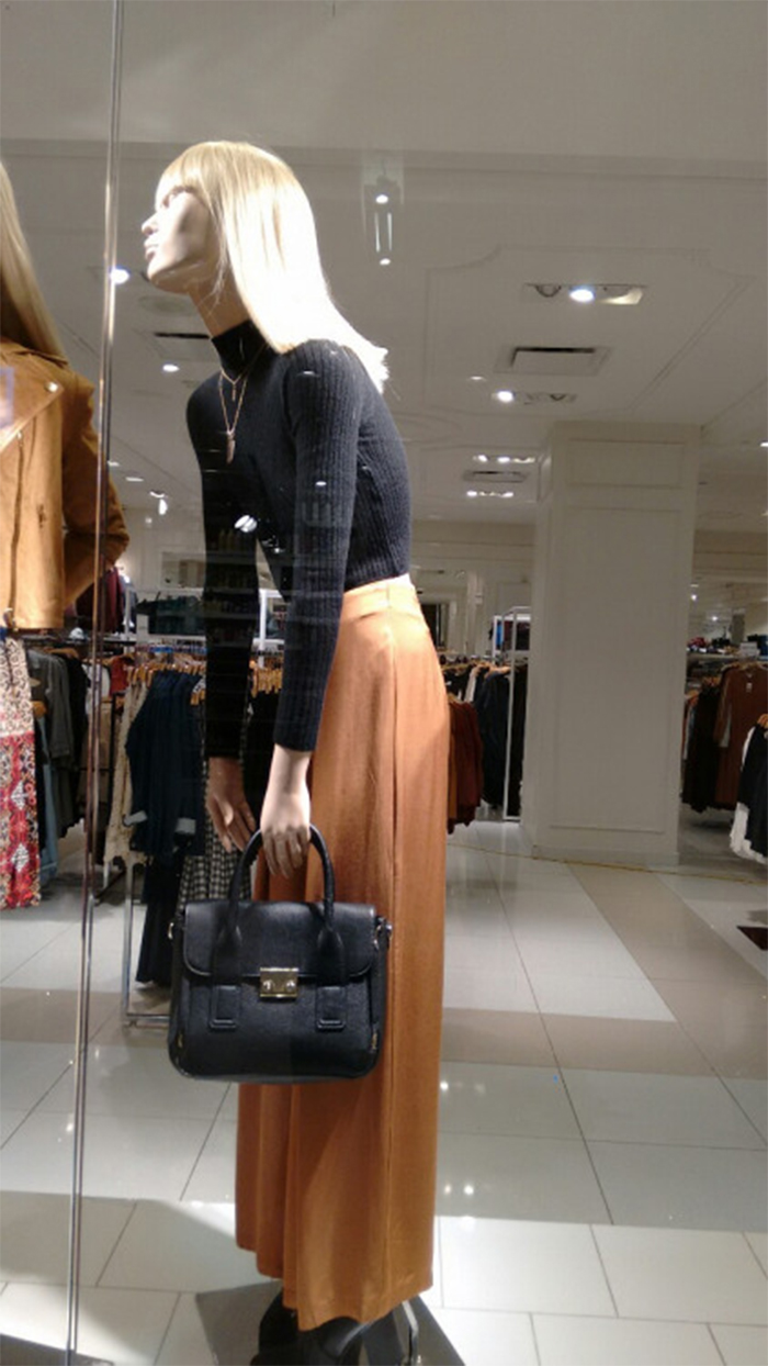 funny-mannequin-lousy-posture
